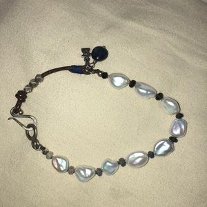 Gorgeous blue ombré pearl Sundance bracelet!